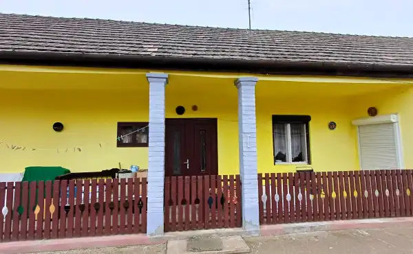 Eladó családi ház, Nógrádmarcal 3 szoba 76 m² 20 M Ft