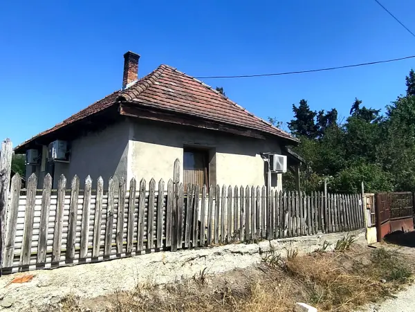 Eladó családi ház, Nyáregyháza 1+1 szoba 41 m² 26.5 M Ft