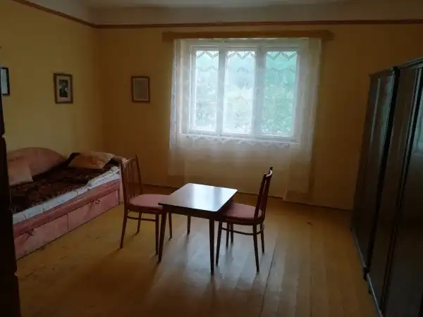 Eladó családi ház, Nyírbogdány 1 szoba 60 m² 8.8 M Ft