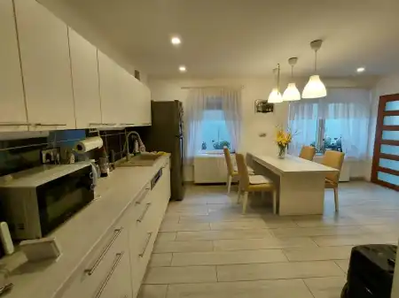 Eladó családi ház, Ócsa 2+1 szoba 100 m² 61.99 M Ft