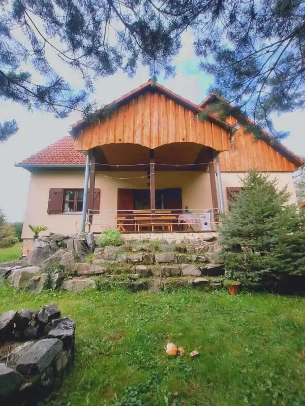 Eladó családi ház, Orfalu 4+2 szoba 160 m² 93 M Ft
