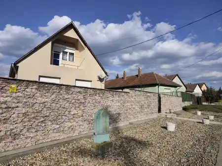 eladó családi ház, Örkény