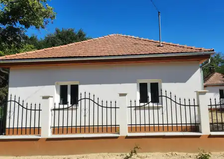 eladó családi ház, Örkény