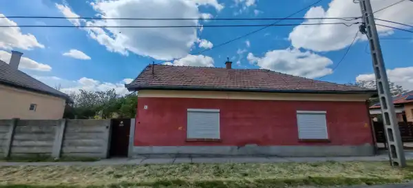 Eladó családi ház, Orosháza 3 szoba 90 m² 20 M Ft
