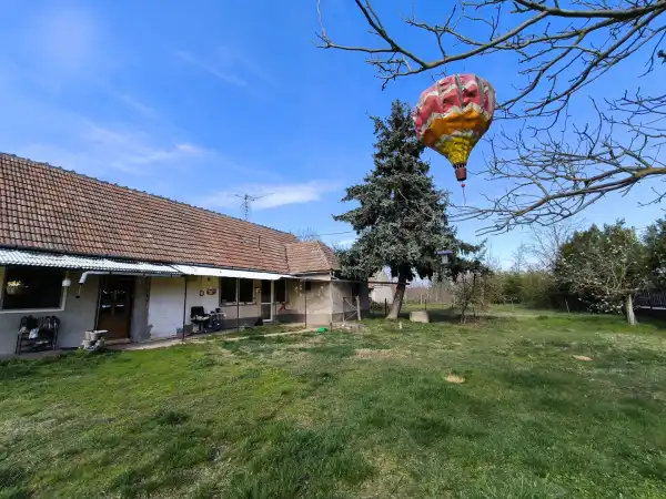 Eladó családi ház, Paks 3 szoba 130 m² 95 M Ft