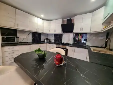 eladó családi ház, Paks