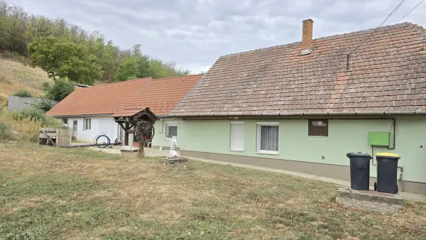 Eladó családi ház, Paks 2+1 szoba 88 m² 47.9 M Ft