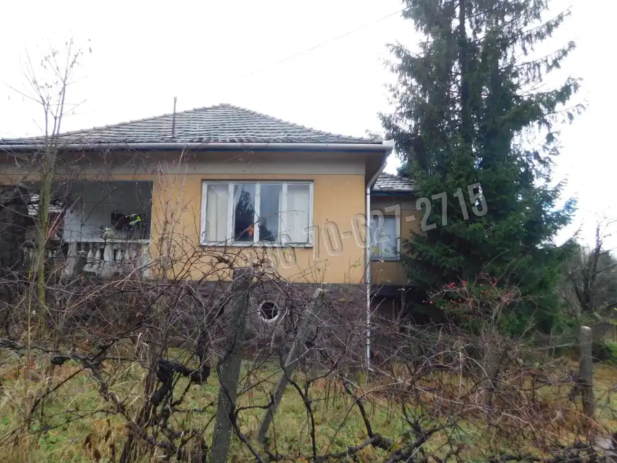 eladó családi ház, Parád