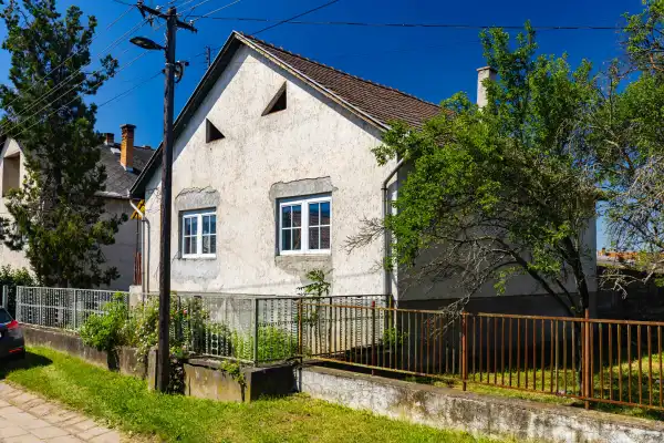 Eladó családi ház, Pásztó 3 szoba 83 m² 23 M Ft