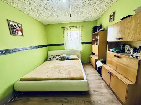 eladó családi ház, Patvarc
