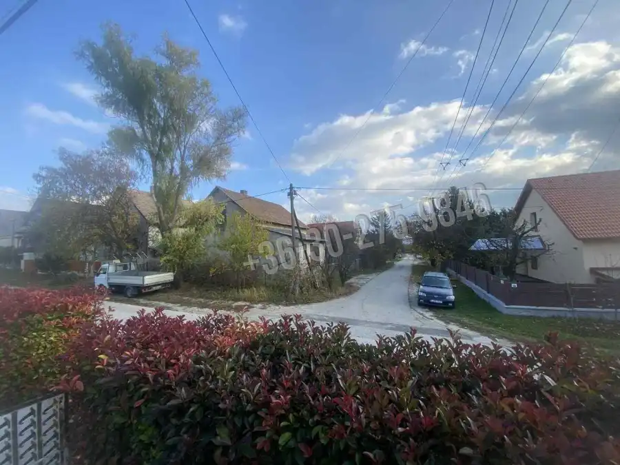 eladó családi ház, Páty