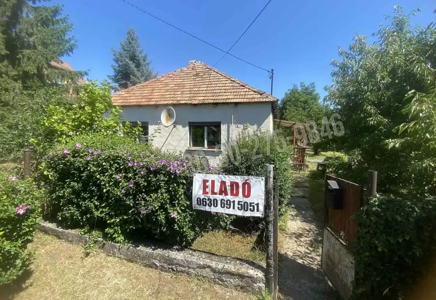 eladó családi ház, Páty