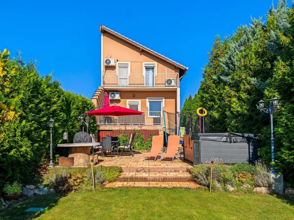 Eladó családi ház, Pécel 4 szoba 171 m² 149.9 M Ft