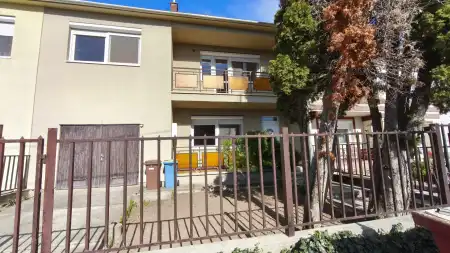 eladó családi ház, Petőfibánya