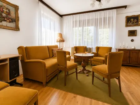 Eladó családi ház, Petőháza 6+1 szoba 227 m² 69.9 M Ft