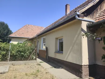 eladó családi ház, Pilis