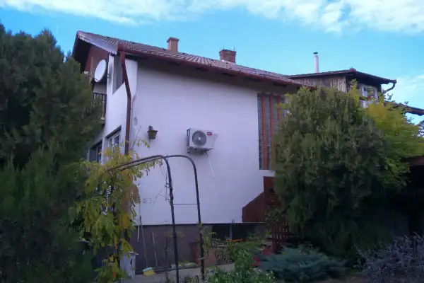 Eladó családi ház, Pilis 5 szoba 118 m² 63.9 M Ft