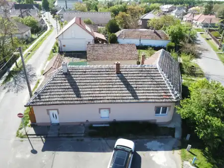 Eladó családi ház, Poroszló 3 szoba 117 m² 28.9 M Ft