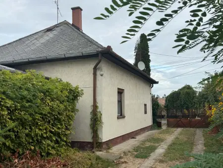 Eladó családi ház, Püspökladány 4 szoba 100 m² 33 M Ft