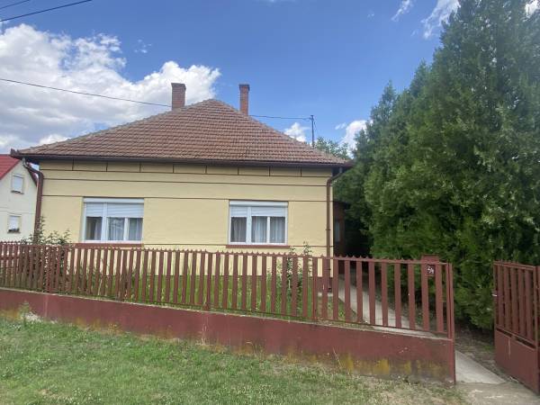 eladó családi ház, Püspökladány