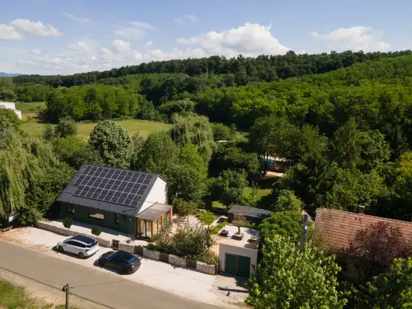 Eladó családi ház, Pusztaberki 4 szoba 189 m² 99.99 M Ft