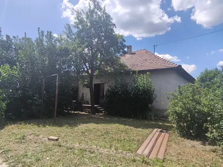 Eladó családi ház, Pusztavacs 2 szoba 60 m² 17.8 M Ft
