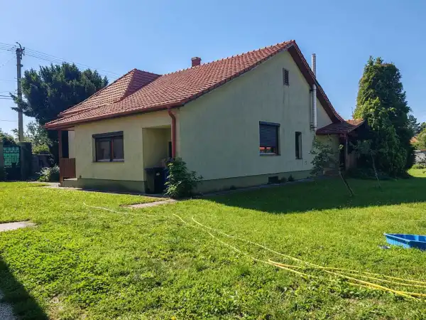 Eladó családi ház, Rajka 4 szoba 199 M Ft