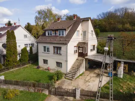 Eladó családi ház, Rétság 6 szoba 189 m² 75 M Ft