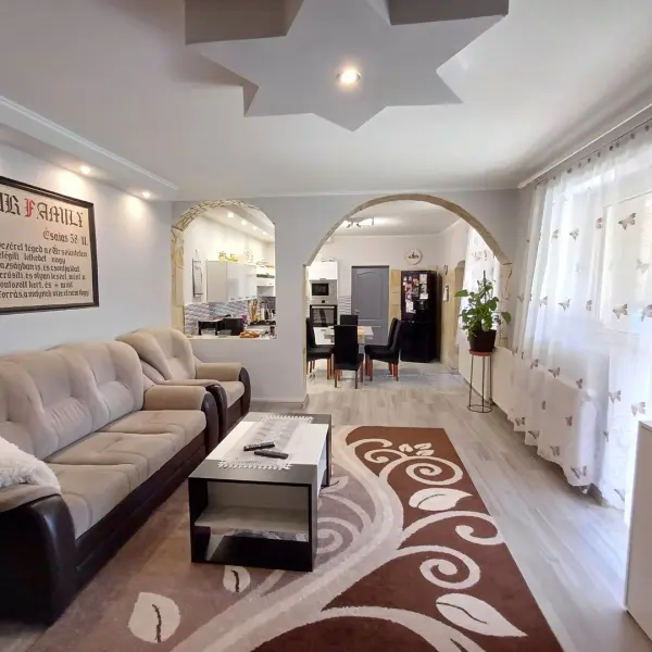 Eladó családi ház, Salgótarján 3 szoba 95 m² 23.99 M Ft