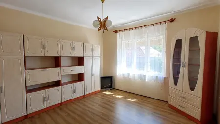 eladó családi ház, Salgótarján