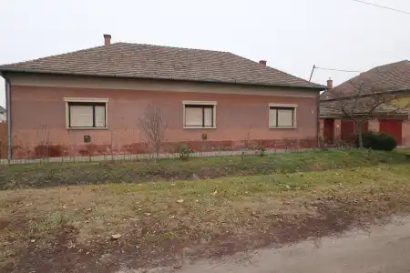 eladó családi ház, Sándorfalva