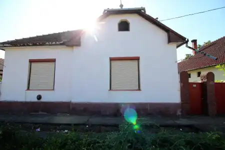 eladó családi ház, Sarkad