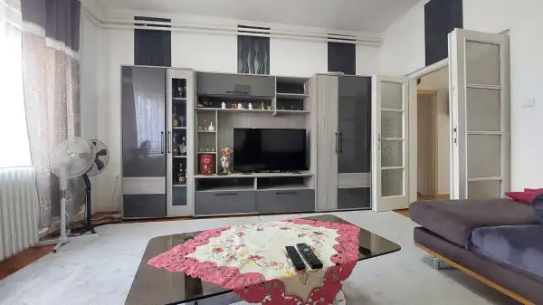 Eladó családi ház, Sarkad 2 szoba 75 m² 19.9 M Ft