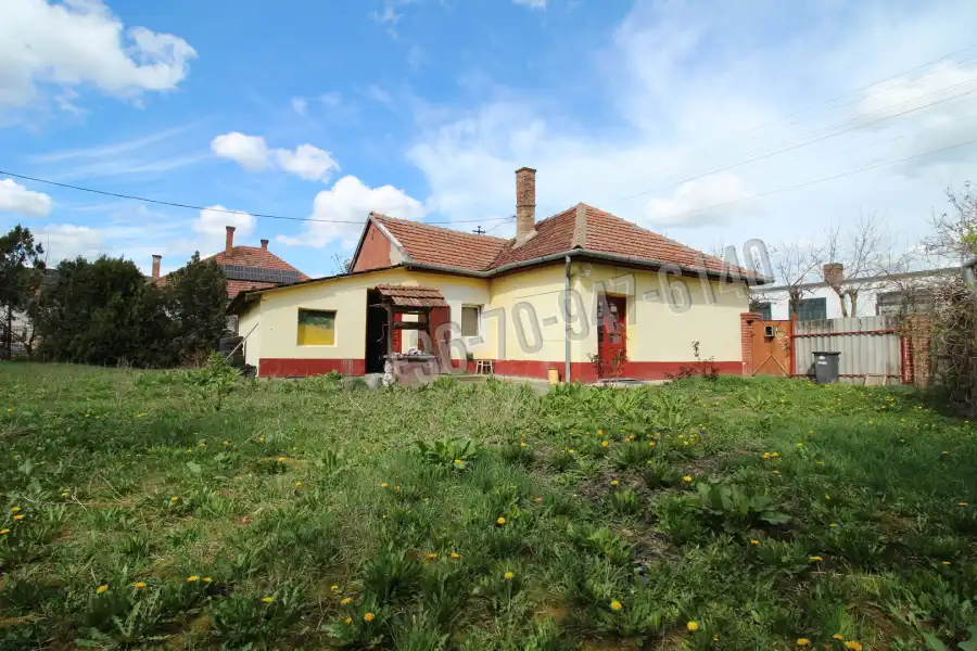 eladó családi ház, Sarkad