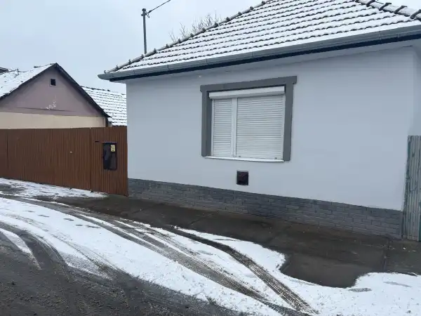 Eladó családi ház, Sarkad 2 szoba 65 m² 11.5 M Ft