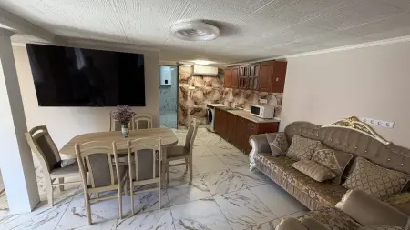 Eladó családi ház, Sarkad 2 szoba 80 m² 13.5 M Ft