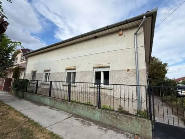 Eladó családi ház, Sárrétudvari 3 szoba 135 m² 39.9 M Ft