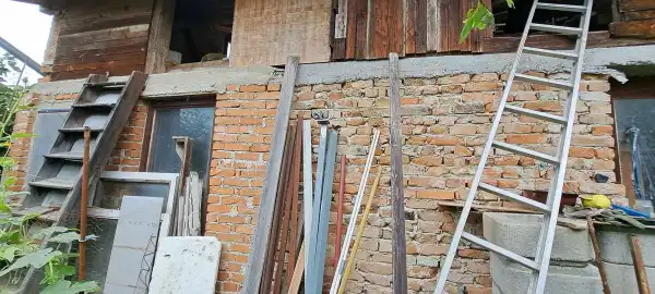 Eladó családi ház, Sarród 3 szoba 300 m² 84.9 M Ft