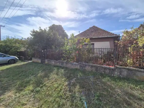 Eladó családi ház, Solt 3 szoba 85 m² 8.5 M Ft