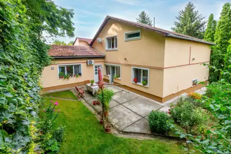 eladó családi ház, Solymár