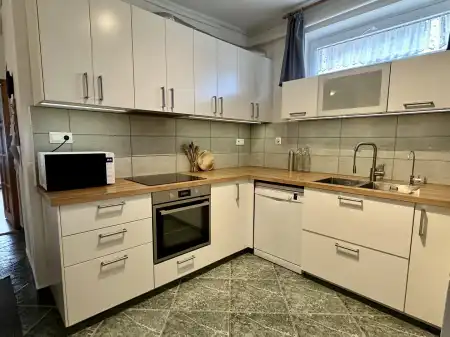 Eladó családi ház, Szabadbattyán 4 szoba 110 m² 79.9 M Ft