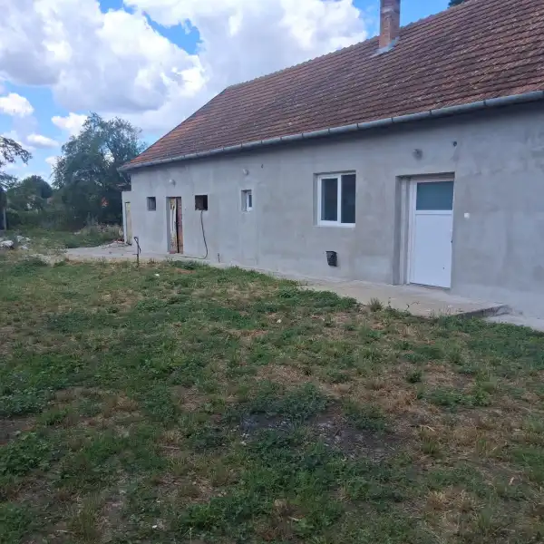 Eladó családi ház, Szabadkígyós 2+1 szoba 100 m² 28.9 M Ft