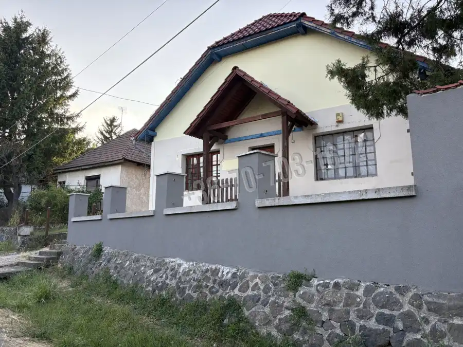 eladó családi ház, Szanda