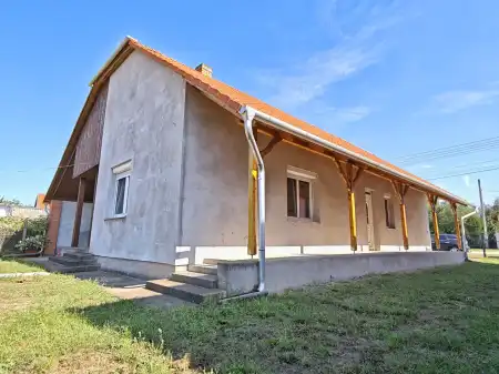 eladó családi ház, Szatymaz