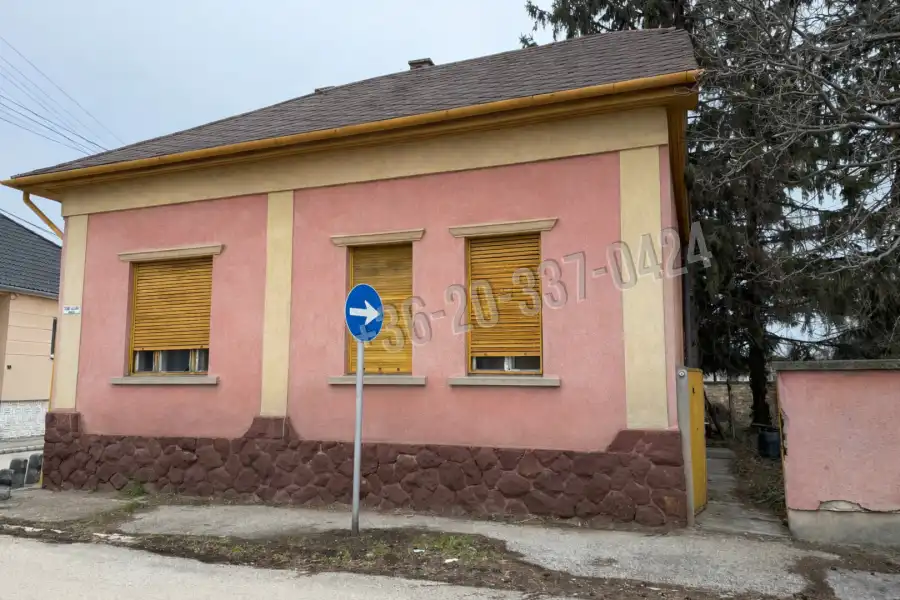eladó családi ház, Székesfehérvár