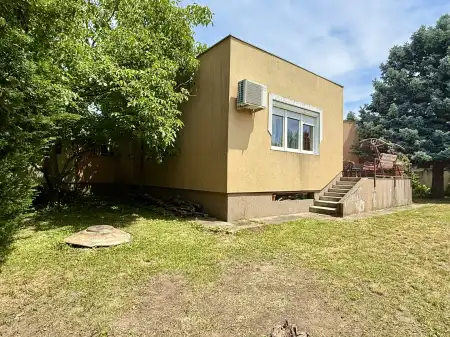 eladó családi ház, Székesfehérvár