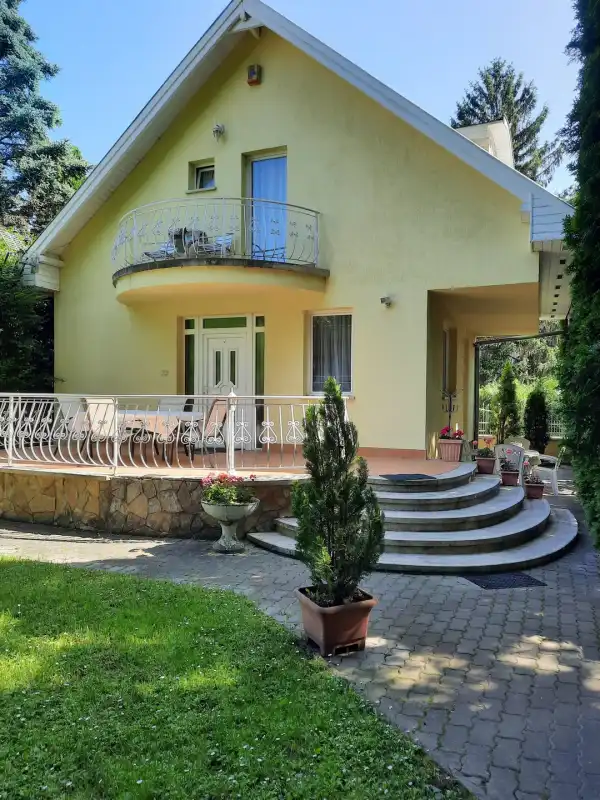Eladó családi ház, Szentendre 3 szoba 80 m² 99.8 M Ft