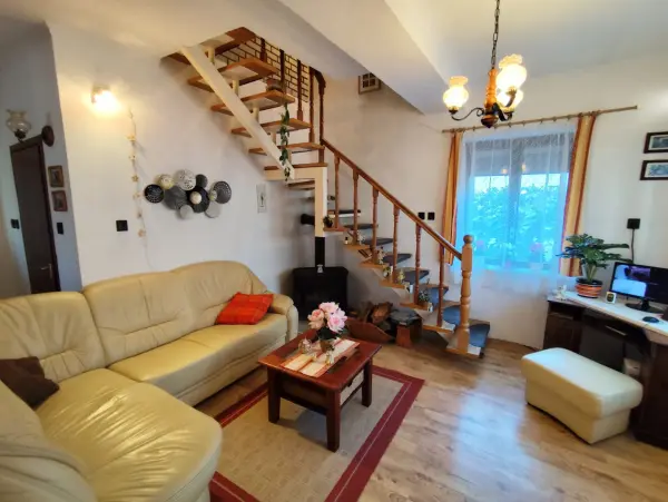 Eladó családi ház, Szentgotthárd 6 szoba 156 m² 89.9 M Ft
