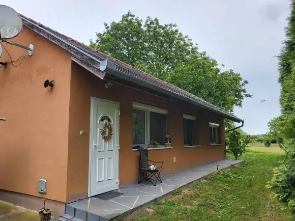 Eladó családi ház, Szentliszló 3+2 szoba 157 m² 29.9 M Ft
