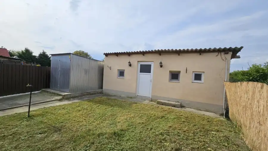 eladó családi ház, Szentlőrinc